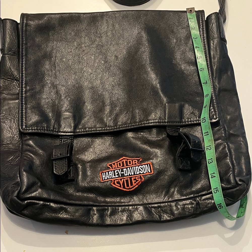 Harley-Davidson logo Leo messenger bag BlackBag large leather perfect for laptop